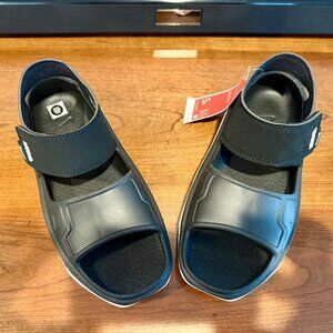 Nike Playscape Big Kids Sandals